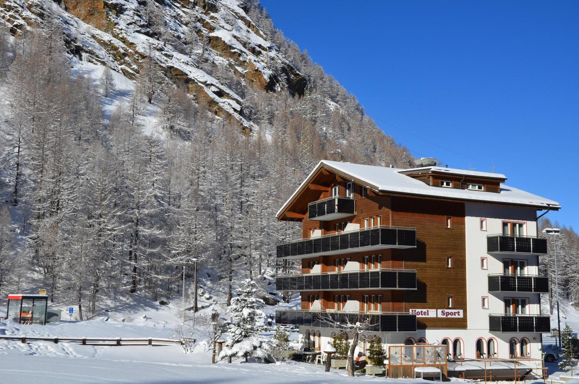 Ski-In/Ski-Out Hotel Sport Saas-Almagell Exterior photo